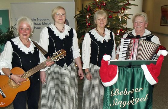 Beste Advents- und Weihnachtsgr&uuml;&szlig;e der Bebraer Singv&ouml;gel (Foto: privat)
