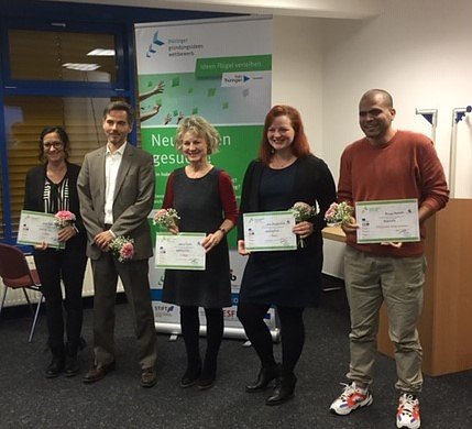 Pitch- und Pr&auml;mierungsveranstaltung im BIC in Sondershausen, v.l. Antje Merk, Alexander Borneis, Sabine Pusch, Anne Christin M&ouml;nch, Mostafa Ahmed (Foto: BIC Nordth&uuml;ringen)