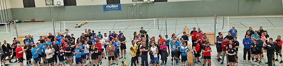 Neujahrsturnier wieder ein voller Erfolg (Foto: Karl-Heinz Herrmann) Neujahrsturnier wieder ein voller Erfolg (Foto: Karl-Heinz Herrmann)