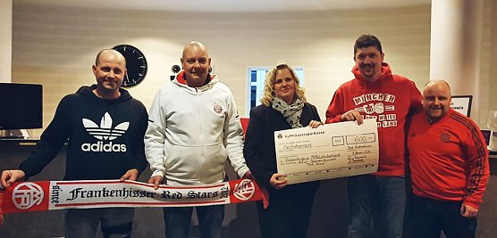 Spendenfeuerwerk war ein voller Erfolg (Foto: Frankenhisser Redstars)
