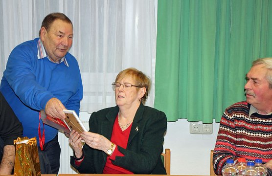 Engagement f&uuml;r den Wald gew&uuml;rdigt (Foto: Karl-Heinz Herrmann)
