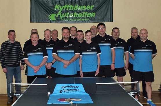 Danke gesagt (Foto: SV VIKTIOIA HELDRUNGEN - ABT. TISCHTENNIS)