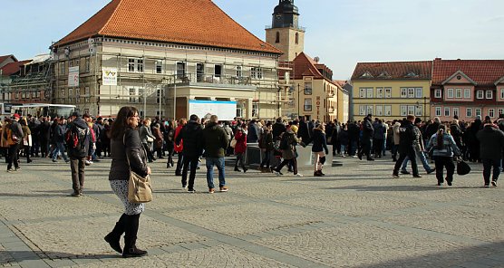 Zum 10. Mal auf dem Marktplatz in Sondershausen (Foto: Karl-Heinz Herrmann) Zum 10. Mal auf dem Marktplatz in Sondershausen (Foto: Karl-Heinz Herrmann)