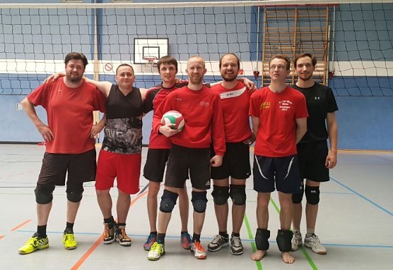 Rot-Weiß-Wiehe (Foto: Rot-Weiß-Wiehe) Rot-Weiß-Wiehe (Foto: Rot-Weiß-Wiehe)