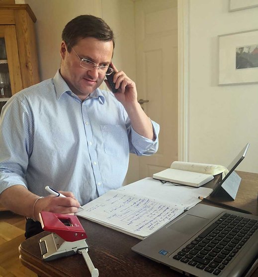 Gespr&auml;chsfaden nicht abrei&szlig;en lassen (Foto: Stefan Schard)