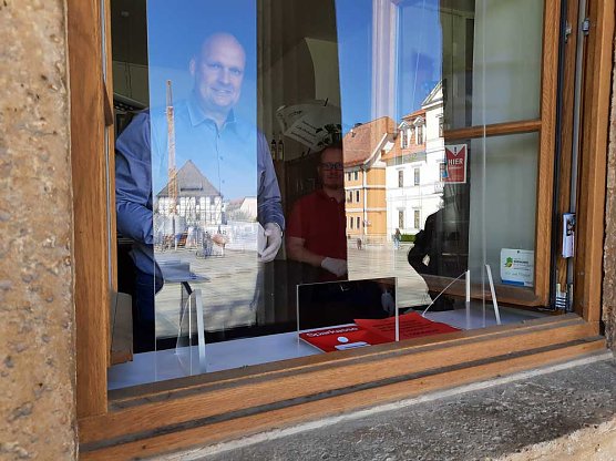 Mehr zum Tragen von Schutzmasken (Foto: Karl-Heinz Herrmann)