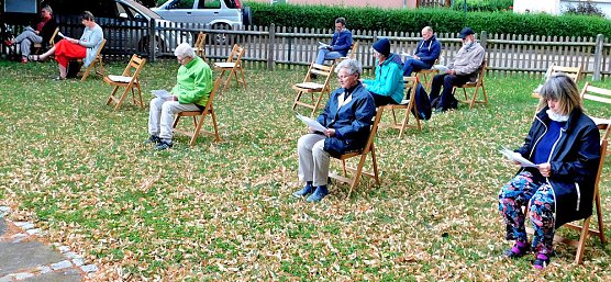 Chorproben unter Coronabedingungen (Foto: Peter Zimmer)
