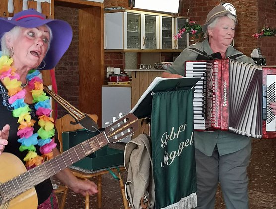 B&uuml;rgermeister Grimm &uuml;berraschend im WB 4 zu Gast (Foto: Thomas Leipold)