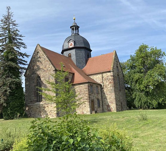 Udersleber Wandergruppe in Reinsdorf und Nebra auf Erkundungstour (Foto: Christiane Thelemann)