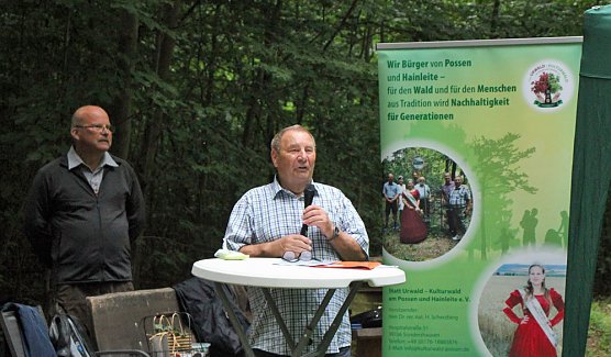 Blutbuchenk&ouml;nigin bleibt l&auml;nger im Amt (Foto: Karl-Heinz Herrmann)