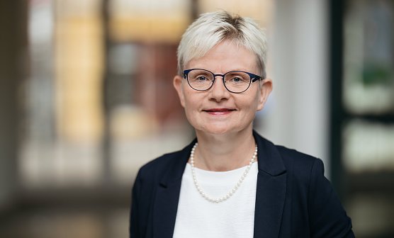 Birgit Dziuk - Landesgesch&auml;ftsf&uuml;hrerin der BARMER Th&uuml;ringen (Foto: BARMER Th&uuml;ringen)