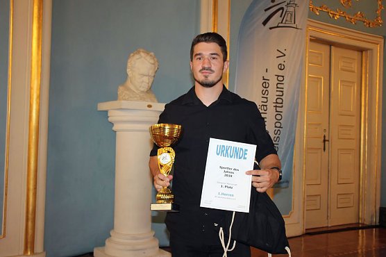 Ehrung der Sportlerinnen und Sportler bei 24. Sportgala (Foto: Karl-Heinz Herrmann)
