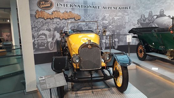 Das August Horch Museum in Zwickau blickt auf eine lange Tradition im Fahrzeugbau zur&uuml;ck (Foto: Hubert Rein)