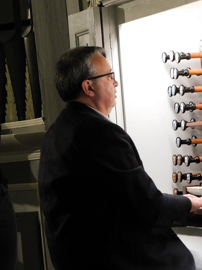 Meisterspieler an Meisterorgel (Foto: Peter Zimmer)