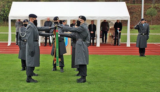 Vereidigung an einem geschichtstr&auml;chtigen Tag der Bundeswehr (Foto: Karl-Heinz Herrmann)