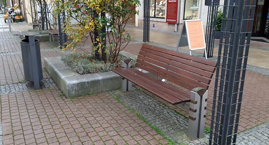 "B&auml;nkeprogramm" wird fortgesetzt (Foto: Karl-Heinz Herrmann)