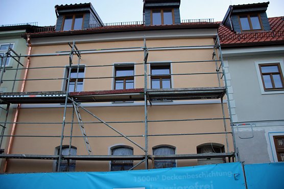Stadt schm&uuml;ckt sich weihnachtlich (Foto: Karl-Heinz Herrmann)