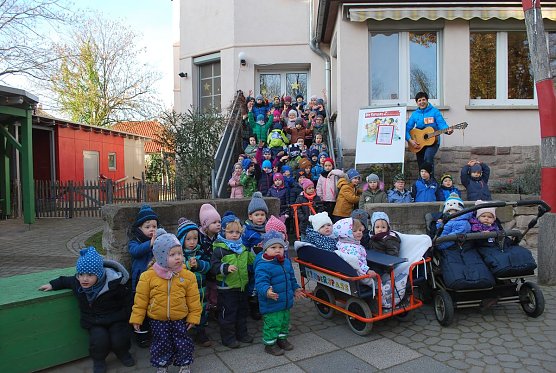 Wir sind und bleiben Die Carusos (Foto: Kindervilla)
