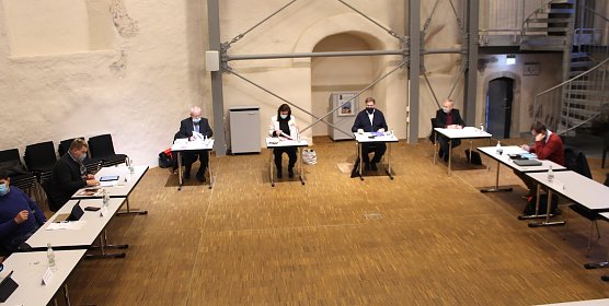Kreisausschuss in der Cruciskirche (Foto: emw)