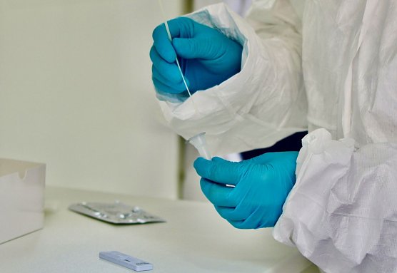 Covid 19 Test - (Foto: emw Archiv) Covid 19 Test - (Foto: emw Archiv)