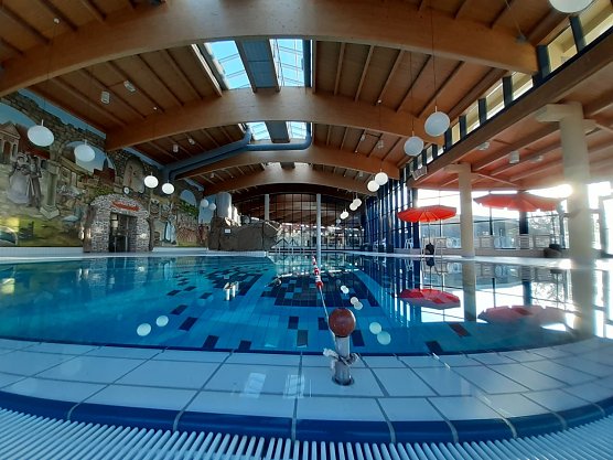 Die Kyffhäuser-Therme öffnet wieder (Foto: Kur & Tourismus GmbH Bad Frankenhausen) Die Kyffhäuser-Therme öffnet wieder (Foto: Kur & Tourismus GmbH Bad Frankenhausen)