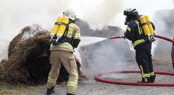 Heuballen brannten in Sondershausen (Foto: S.Dietzel)