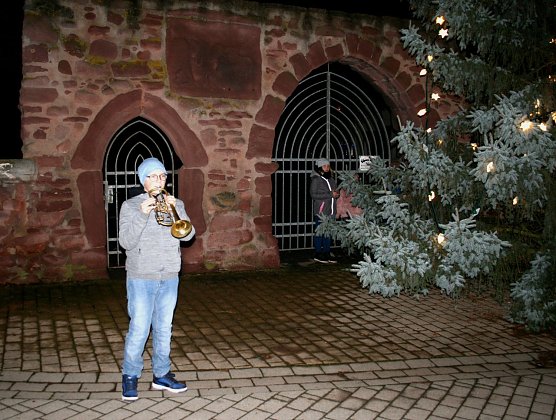 Henri Rother lie&szlig; zum Advent Trompetenkl&auml;nge erklingen  (Foto: Ulrich Reinboth)