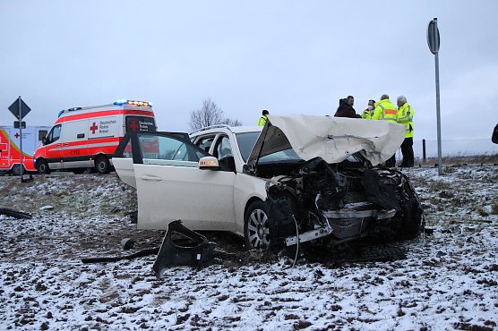 Sechs Verletzte bei Unfall auf der B4 (Foto: S.Dietzel)