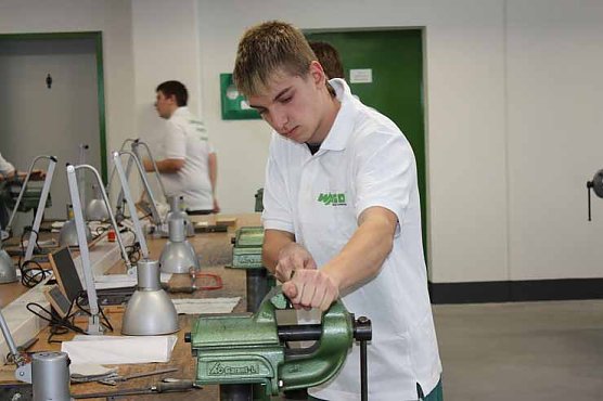 Berufsausbildung bei Wago (Foto: Maxxomedia PR) Berufsausbildung bei Wago (Foto: Maxxomedia PR)