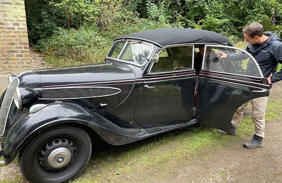 Das Objekt langer Suche: ein BMW 326 aus den Drei&szlig;iger Jahren (Foto: H.Rein)