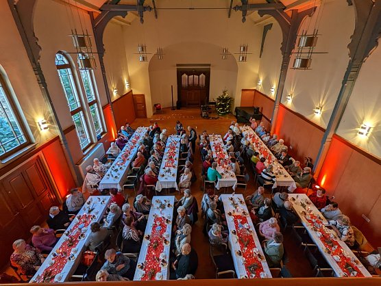 Seniorenweihnachtsfeier im Carl-Schr&ouml;der-Saal in Sondershausen (Foto: Janine Skara)