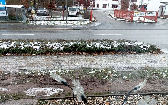 Glatteis in Sondershausen Bebra (Foto: T. Leipold) Glatteis in Sondershausen Bebra (Foto: T. Leipold)