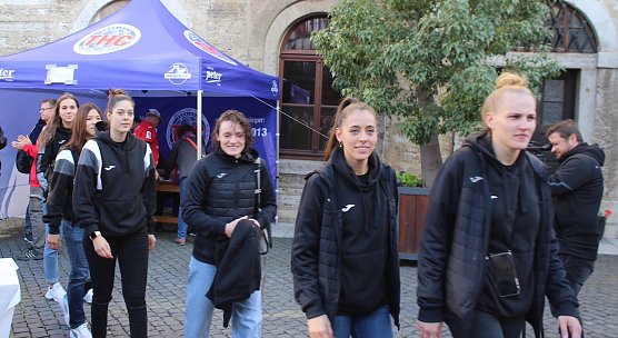Die THC-Damen hier bei der Vorstellung zur Saison 2022/23 (Foto: uhz-Archiv)