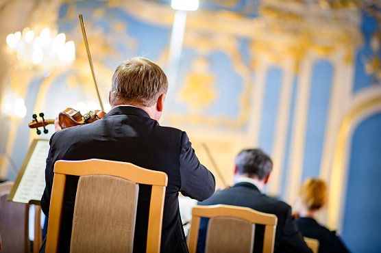 Loh Orchester im Blauen Saal in Sondersh&auml;user Schloss (Foto: TNLOS_Loh-Orchester_Sondershausen)