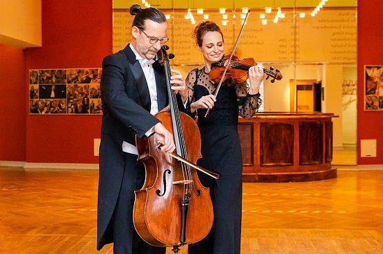 Matthias Weicker und Sophia Posselt (Foto: TNLOS) Matthias Weicker und Sophia Posselt (Foto: TNLOS)