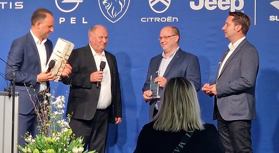 Lob und Anerkennung f&uuml;r Viekko Junge und Alexander K&auml;stner (Foto: nnz)