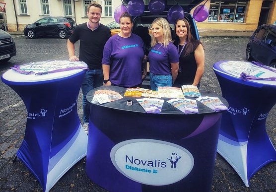 Das Team der Psychosozialen Beratungsstelle  f&uuml;r Suchtkranke, Suchtgef&auml;hrdete und deren Angeh&ouml;rige in Sondershausen und in Artern am Aktionstag in Sondershausen (Foto: K.Krausholz)