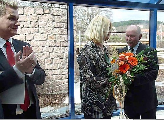 Übergabe Therme (Foto: Karl-Heinz Herrmann) Übergabe Therme (Foto: Karl-Heinz Herrmann)