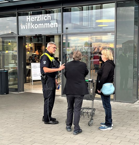 Pr&auml;vention vor Ort (Foto: LPI)