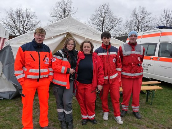 Kyffhäuserberglauf Helfer (Foto: Karl-Heinz Herrmann) Kyffhäuserberglauf Helfer (Foto: Karl-Heinz Herrmann)