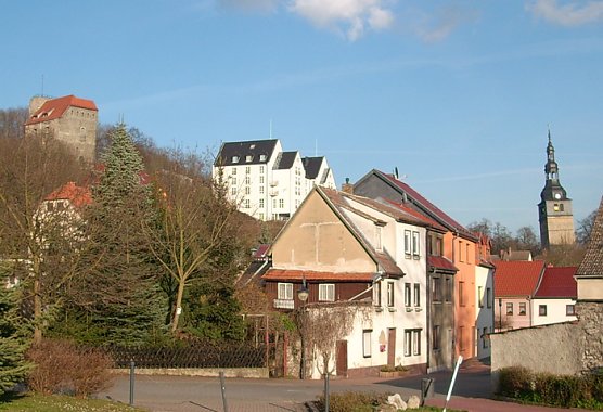 Hausmannsturm und Oberkirche Bad Frankenhausen (Foto: Karl-Heinz Herrmann) Hausmannsturm und Oberkirche Bad Frankenhausen (Foto: Karl-Heinz Herrmann)
