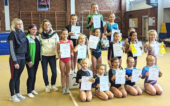 Turnerinnen des SV Gl&uuml;ckauf Sondershausen (Foto: S. Angelstein)