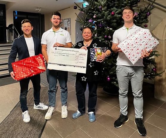 Azubi&acute;s der Wago GmbH & Co. KG und deren  Ausbilder  (Foto: Sandra Blunk)