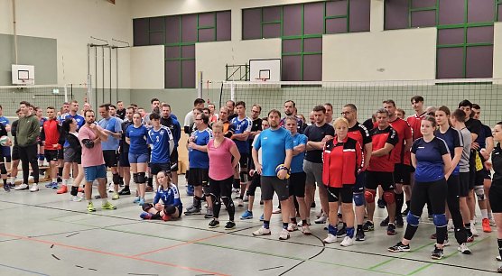 Mit einem Maximalteilnehmerfeld ging das Volleyballturnier der WSG Franzberg erfolgreich zu Ende (Foto: S.Siering)