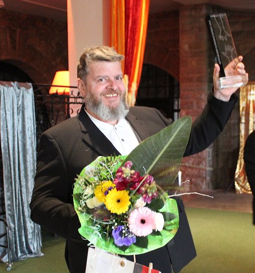 Ehrenamtspreis f&uuml;r den Handballverein 90 Artern e.V. (Foto: Eva Maria Wiegand)