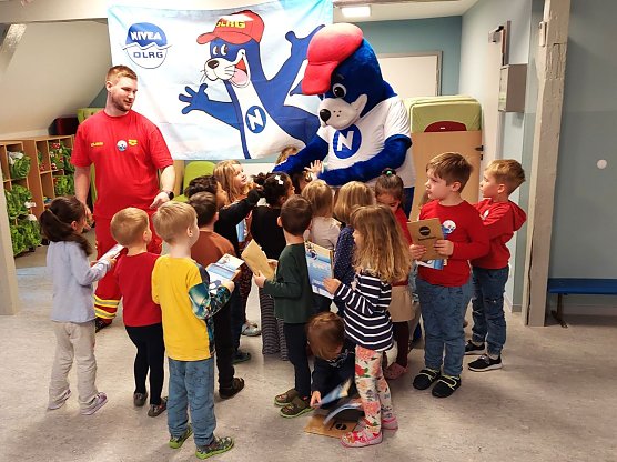 DLRG Aktionstag in der Kita Sonnenschein (Foto: Kita Sonnenschein) DLRG Aktionstag in der Kita Sonnenschein (Foto: Kita Sonnenschein)