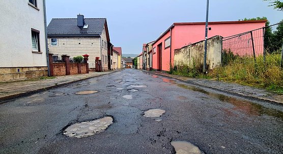 Am Steingraben in Sondershausen sind Baumaßnahmen dringend nötig (Foto: Janine Skara) Am Steingraben in Sondershausen sind Baumaßnahmen dringend nötig (Foto: Janine Skara)