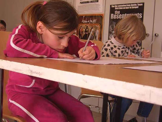 Kinder malen  (Foto: Panorama Museum Bad Frankenhausen)