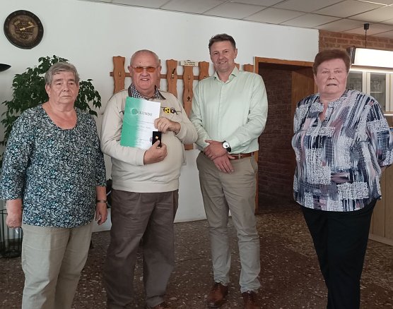 Auszeichnung für ehrenamtliches Engagement (Foto: Thomas Leipold) Auszeichnung für ehrenamtliches Engagement (Foto: Thomas Leipold)