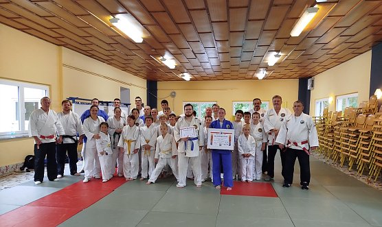 Kampfkunst beim Bundeslehrgang und Trainingslager im Ferienpark Feuerkuppe (Kyffh&auml;userkreis) (Foto: Christiane Stelzer)